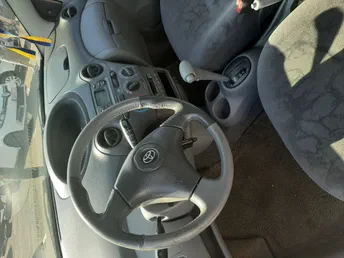 Toyota Yaris 2001