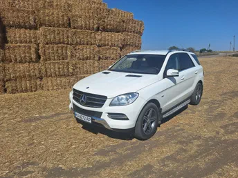 Mercedes-Benz M-Класс 2012