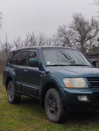 Mitsubishi Pajero 2002