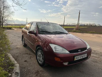 Ford Focus 2000