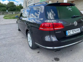 Volkswagen Passat 2011