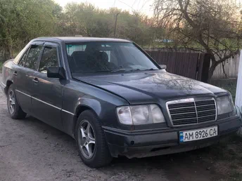 Mercedes-Benz W124 1993