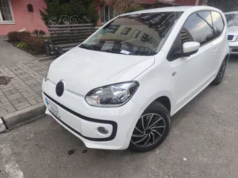 Volkswagen up! 2012