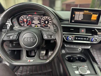 Audi A4 2017