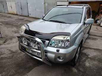 Nissan X-Trail 2004