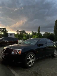Mitsubishi Galant 2005