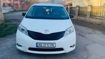 Toyota Sienna 2015
