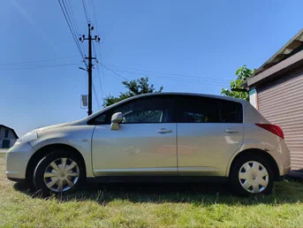 Nissan Tiida 2008