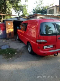 Hyundai H-1 2005