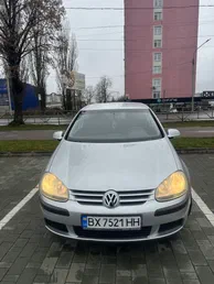 Volkswagen Golf 2004