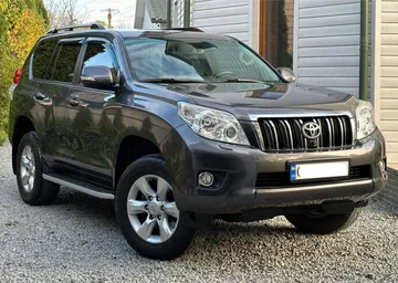 Toyota Land Cruiser Prado 2013
