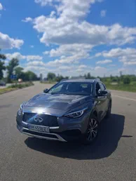 Infiniti QX30 2016