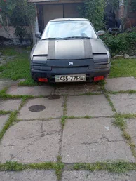 Mazda 323 1990