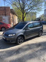 Volkswagen Touran 2012