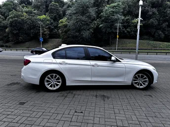 BMW 3 серии 2017