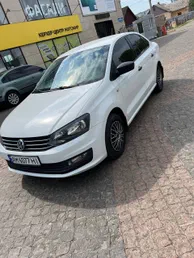Volkswagen Polo 2016