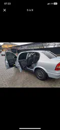 Opel Astra 2004