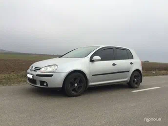 Volkswagen Golf 2005