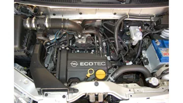 Opel Agila 2001