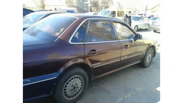 Mitsubishi Sigma 1993