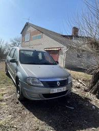Renault Logan 2010