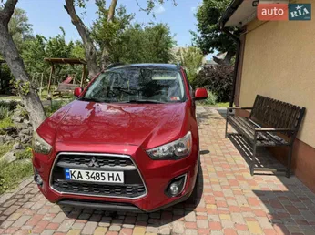 Mitsubishi Outlander Sport 2014