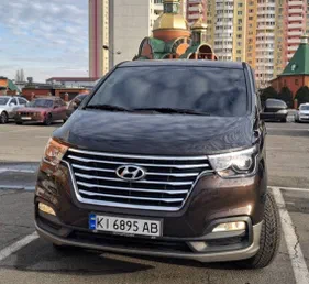 Hyundai Grand Starex 2018