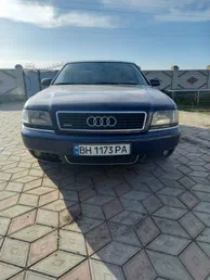 Audi A8 2000