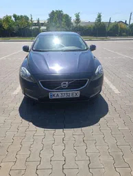 Volvo V40 2013