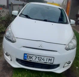 Mitsubishi Mirage 2015