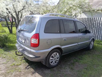 Opel Zafira 2004