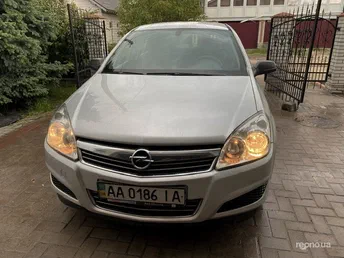 Opel Astra 2008