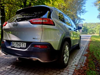 Jeep Cherokee 2016