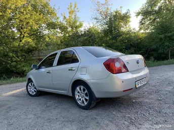 Geely MK 2011