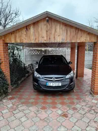 Opel Astra 2014