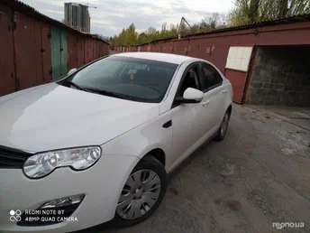 MG 550 2011