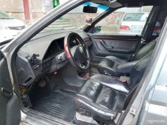 Peugeot 605 1990