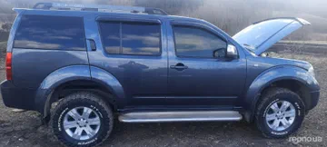 Nissan Pathfinder 2005