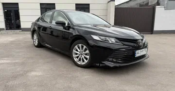 Toyota Camry 2019