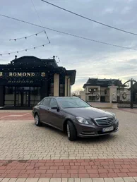 Mercedes-Benz E-Класс 2011