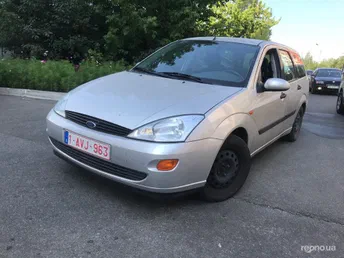 Ford Focus 2000