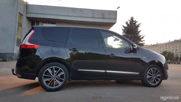 Renault Scenic 2012