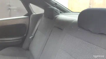 Mazda 323 1996