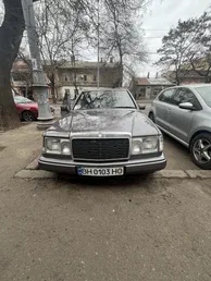 Mercedes-Benz W124 1990