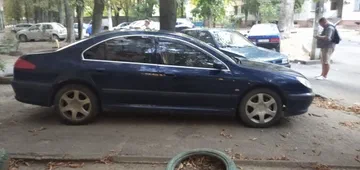 Peugeot 607 2001