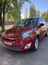 Renault Scenic 2011
