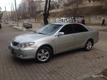 Toyota Camry 2004