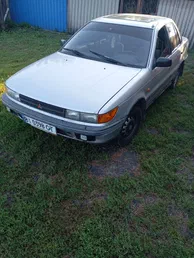 Mitsubishi Lancer 1990