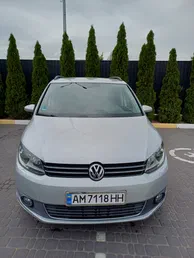 Volkswagen Touran 2011