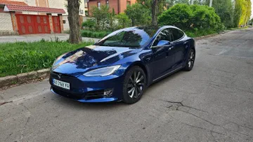 Tesla Model S 2019
